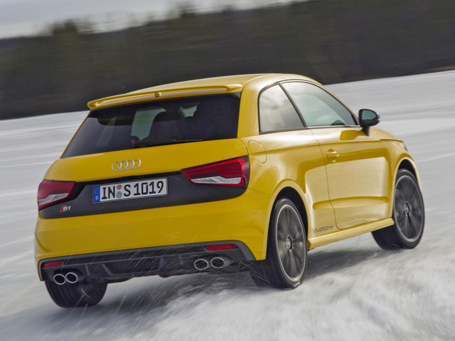 Audi S1 (8X) 2014 года  (WW) (фото 17 из 26)